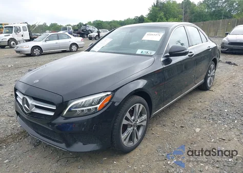 2019 Mercedes-Benz C 300 4Matic z USA, uszkodzony, nr VIN WDDWF8EB4KR512866